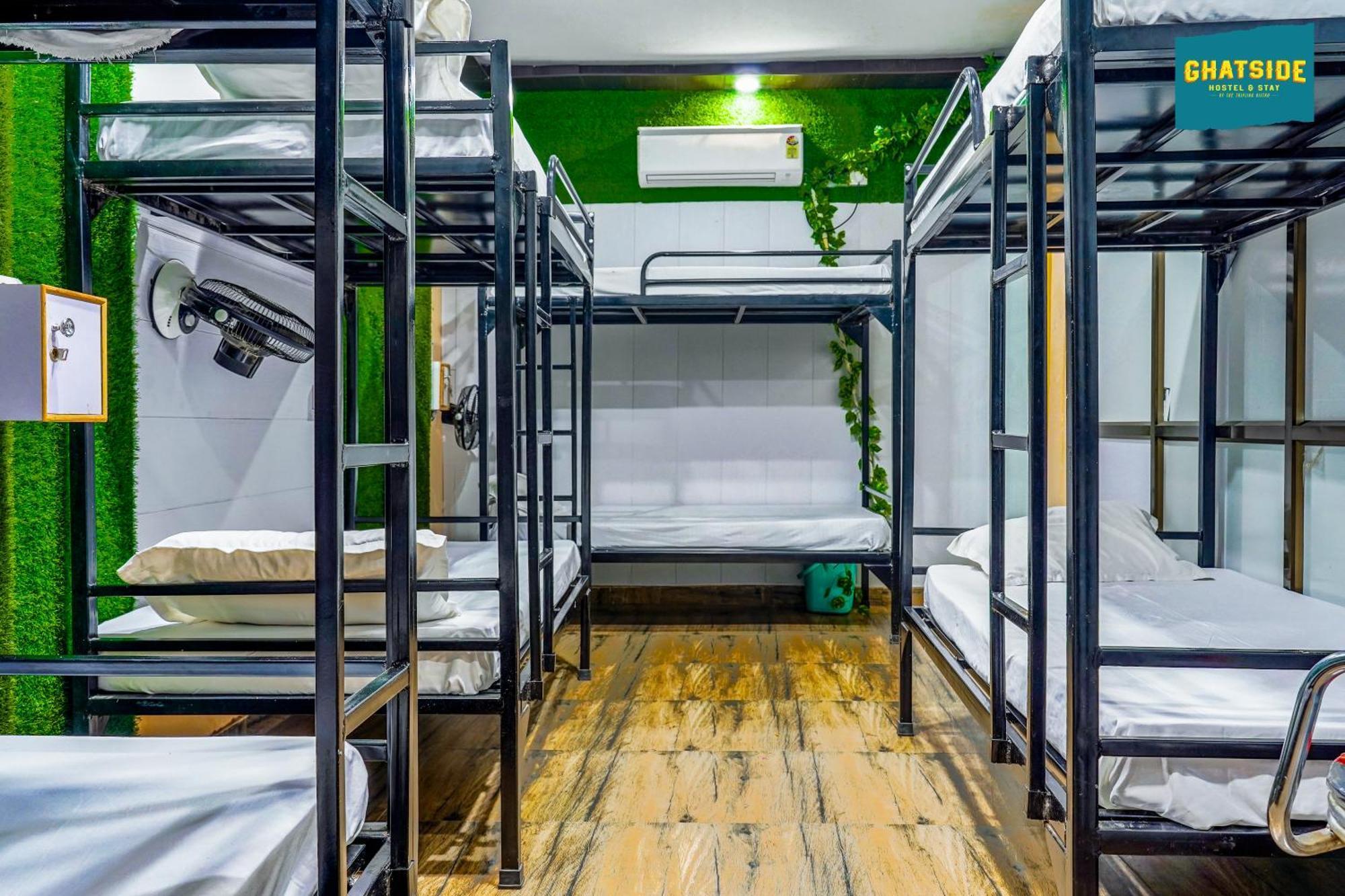 Ghatside & Hostel Varanasi
